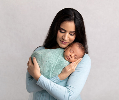 Mother & baby bond